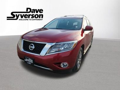 Used 2015 Nissan Pathfinder SL w/ SL Tech Package