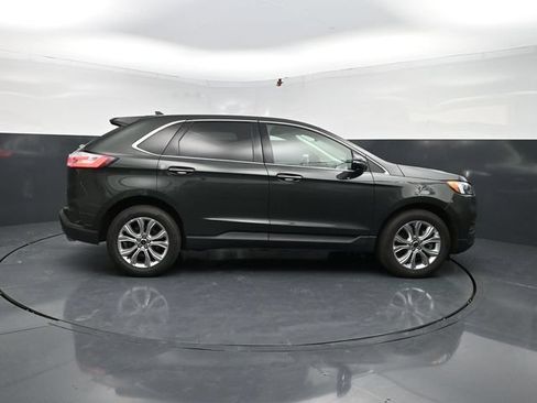 Used 2024 Ford Edge Titanium AWD/4WD image 11