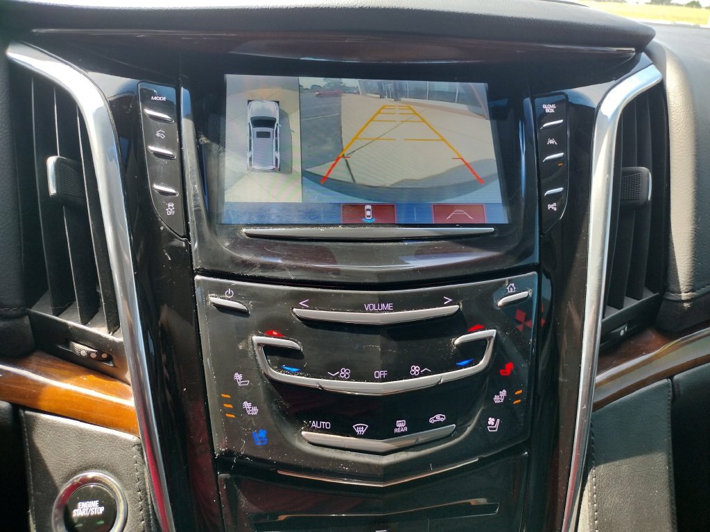 Used 2017 Cadillac Escalade ESV Premium Luxury AWD/4WD image 3