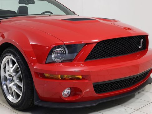 Used 2007 Ford Mustang Shelby GT500 RWD image 40