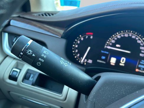 Used 2017 Cadillac XTS Luxury w/ Driver Awareness Package image 26