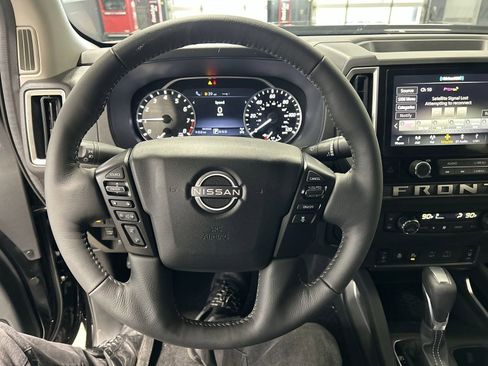 New 2026 Nissan Frontier SV w/ SV Convenience Package image 18