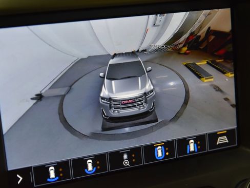 Used 2020 GMC Acadia Denali AWD/4WD image 31