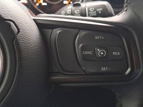 Certified 2023 Jeep Wrangler Unlimited Sport image 21