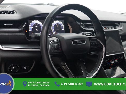 Used 2021 Jeep Grand Cherokee L Laredo w/ Luxury Tech Group I AWD/4WD image 19
