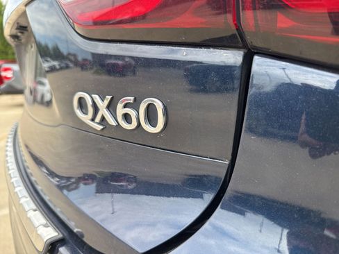 Used 2019 INFINITI QX60 Luxe w/ Essential Package FWD image 37