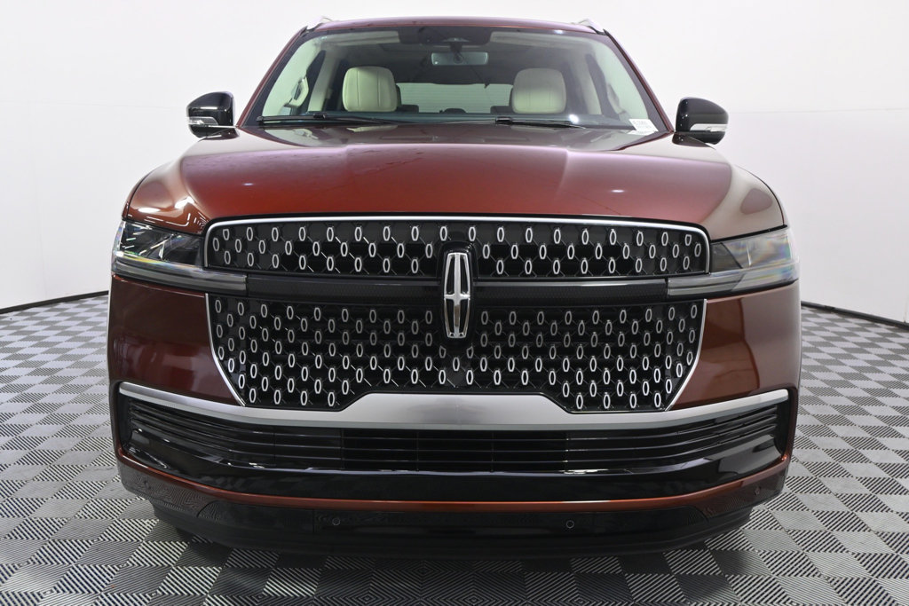 New 2027 Lincoln Navigator Reserve AWD/4WD image 10