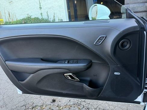 Used 2021 Dodge Challenger SRT Hellcat Redeye image 10