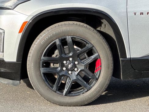 Used 2023 Chevrolet Traverse Premier w/ Redline Edition image 30