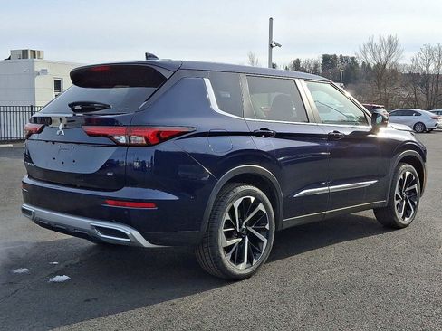 Used 2024 Mitsubishi Outlander SE image 6