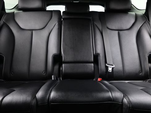 Used 2023 Hyundai Santa Fe Limited image 16