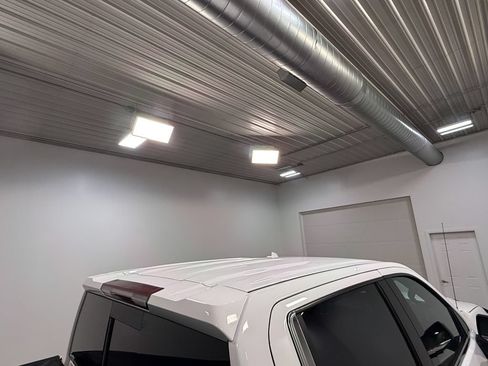 Used 2024 Chevrolet Silverado 1500 LTZ AWD/4WD image 47