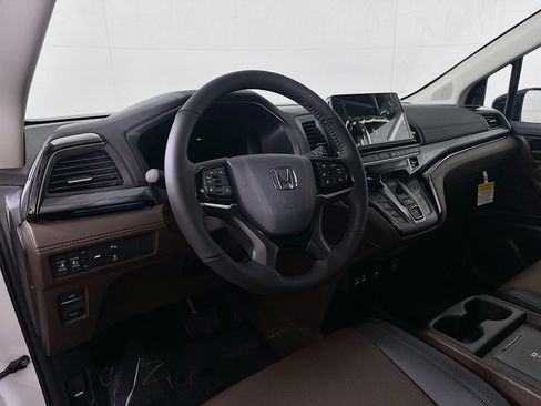 New 2026 Honda Odyssey Elite image 9