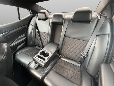 Used 2019 Nissan Maxima SR w/ Premium Package FWD image 13