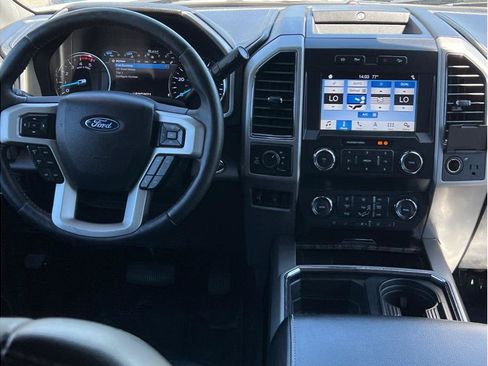 Used 2019 Ford F250 Lariat w/ Lariat Ultimate Package AWD/4WD image 11