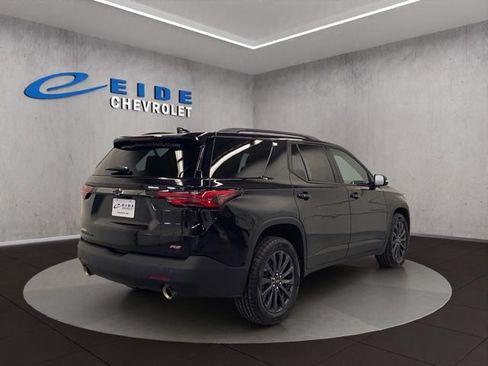 Used 2022 Chevrolet Traverse RS AWD/4WD image 14