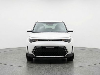 Used 2025 Kia Soul LX w/ LX Technology Package