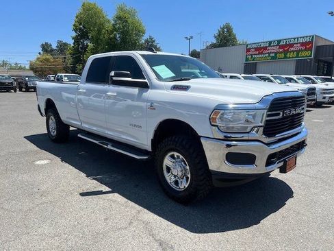 Used 2021 RAM 2500 Big Horn image 23