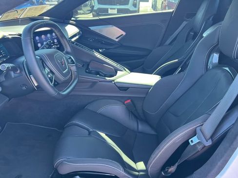Certified 2022 Chevrolet Corvette Stingray Premium Conv w/ Z51 Performance Package RWD image 9