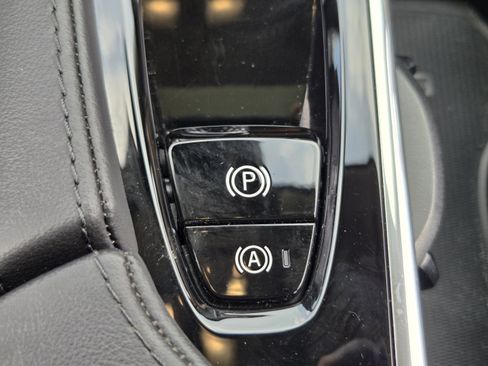 Used 2025 Volvo XC90 T8 Plus w/ Protection Package Premier AWD/4WD image 19