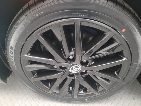 Used 2021 Toyota Camry SE image 31