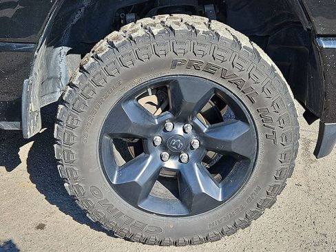 Used 2019 RAM 1500 Big Horn image 31