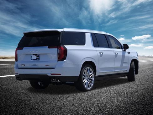 New 2026 GMC Yukon XL Denali w/ Denali Reserve Package AWD/4WD image 25