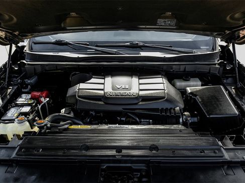 Used 2020 Nissan Titan Platinum Reserve w/ Moonroof Package image 54