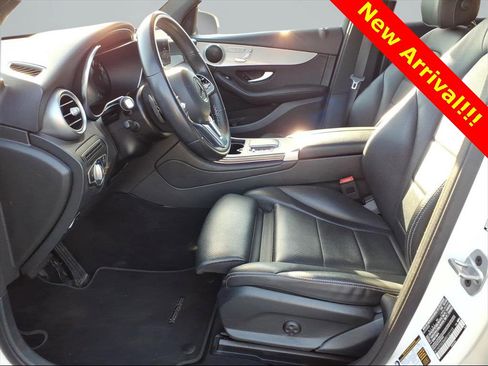 Used 2022 Mercedes-Benz GLC 300 image 20