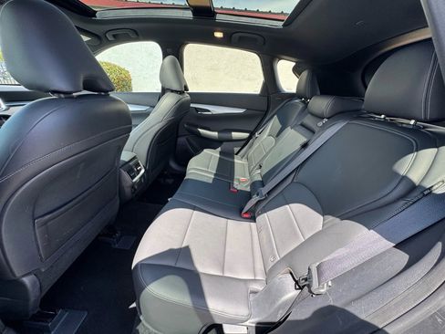 Used 2021 INFINITI QX50 Luxe w/ Appearance Package image 18