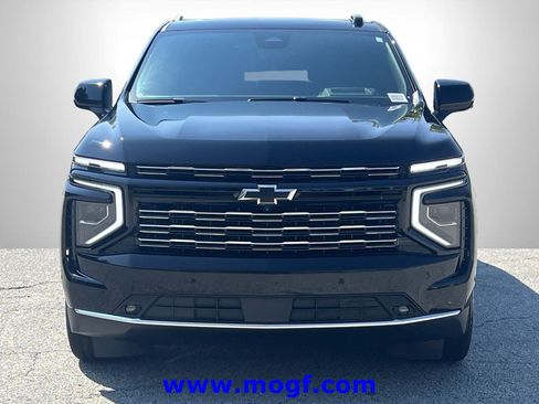 Used 2025 Chevrolet Tahoe High Country AWD/4WD image 30