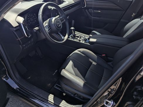 Used 2025 MAZDA CX-50 AWD 2.5 S w/ Premium Plus Pkg image 9