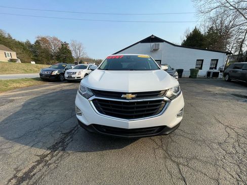 Used 2021 Chevrolet Equinox LT AWD/4WD image 14