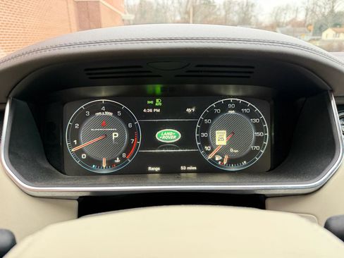 Used 2016 Land Rover Range Rover Supercharged image 10