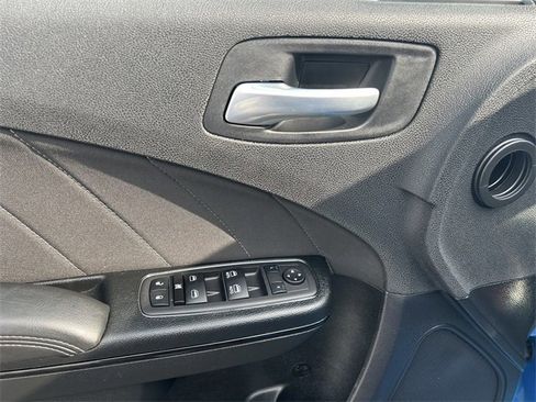 Used 2023 Dodge Charger R/T w/ Blacktop Package image 20