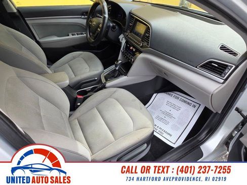 Used 2018 Hyundai Elantra Value Edition FWD image 13