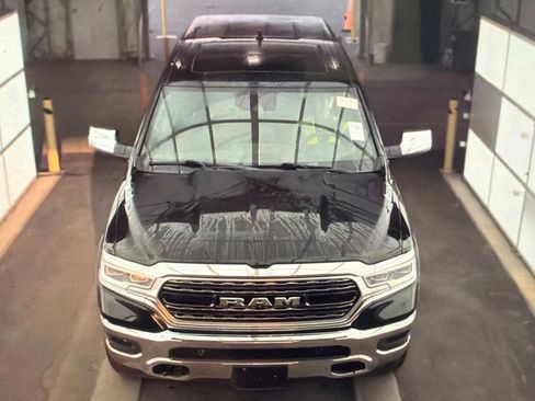 Used 2019 RAM 1500 Limited AWD/4WD image 3