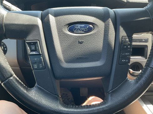 Used 2015 Ford Expedition EL XLT image 22