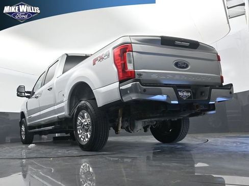 Used 2017 Ford F250 XLT w/ XLT Premium Package image 21