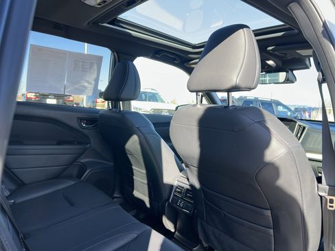 Used 2025 Subaru Forester Limited image 18