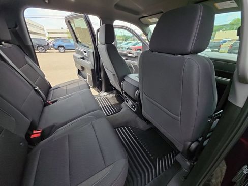 Used 2024 Chevrolet Silverado 1500 LT AWD/4WD image 28