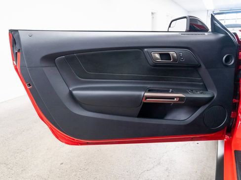 Used 2017 Ford Mustang Shelby GT350 image 11