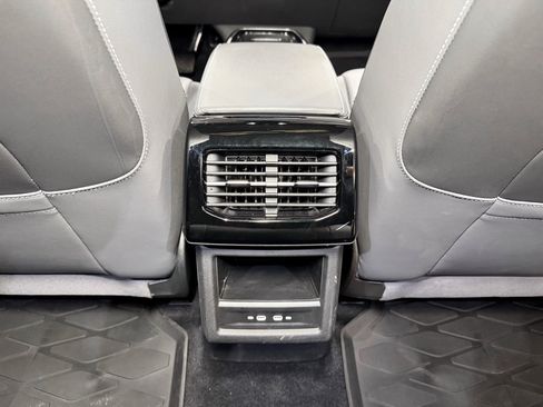 Used 2023 Volkswagen ID.4 Pro S RWD image 19