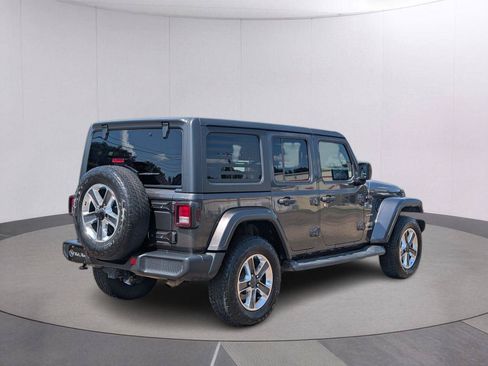 Used 2020 Jeep Wrangler Unlimited Sahara AWD/4WD image 7