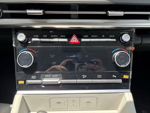 Used 2026 Hyundai Santa Fe SE image 21