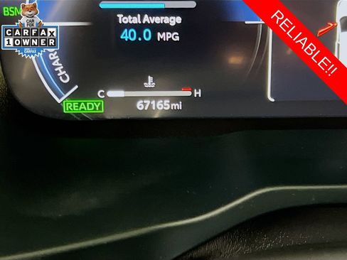 Used 2025 Toyota RAV4 XSE w/ Advanced Technology Package AWD/4WD image 12