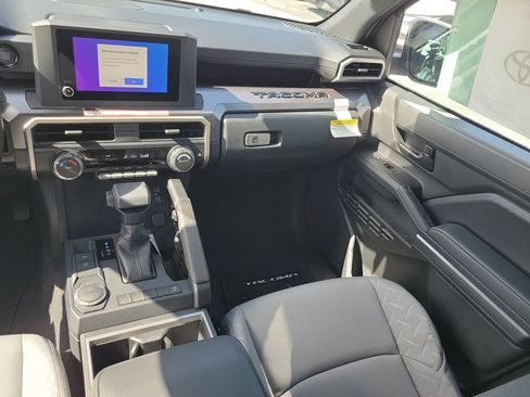 New 2026 Toyota Tacoma SR5 RWD image 28