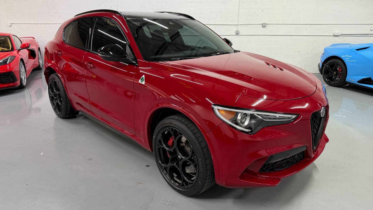 Used 2022 Alfa Romeo Stelvio Quadrifoglio w/ Active Assist Plus Package AWD/4WD image 2