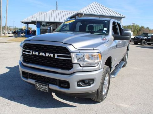 Used 2024 RAM 2500 Big Horn w/ Sport Appearance Package image 3