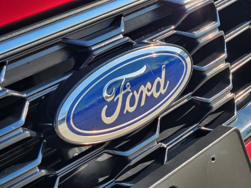 Used 2024 Ford Escape ST-Line w/ Tech Pack #1 image 12